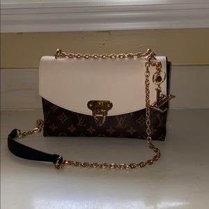 Louie Vuitton Purse